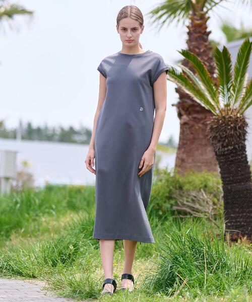 DRESSTERIOR(ドレステリア)の「【カットソー素材/ポケット付き】フレンチスリーブコットンジャージワンピース(ワンピース・レディース・ベージュ/チャコールグレー・38/34/36)」の4枚目の写真