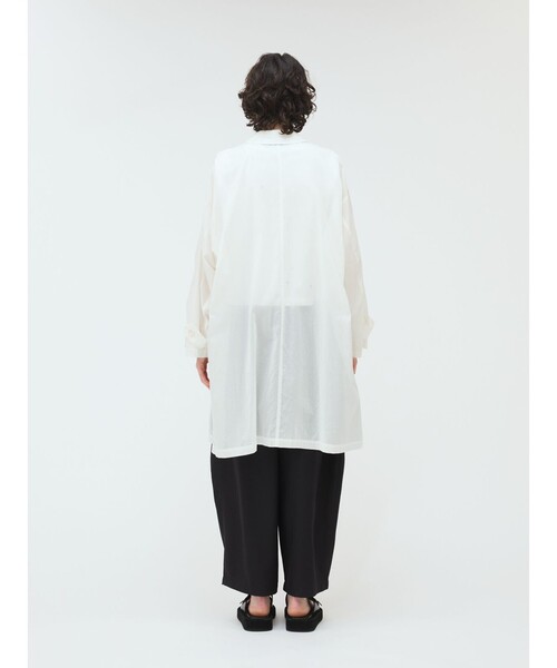 mizuiroind(ミズイロインド)の「mizuiro ind シアーステンカラーロングシャツ(シャツ/ブラウス・レディース・オフホワイト/ブラック/ネイビー・FREE)」の20枚目の写真