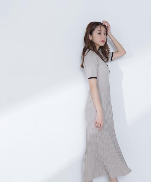 NATURAL BEAUTY BASIC(ナチュラルビューティーベーシック)の「◇バイカラーラインポロニットワンピース(ワンピース・レディース・ベージュ系その他/ブルー系その他/グレー系その他・MEDIUM/P/S)」の2枚目の写真