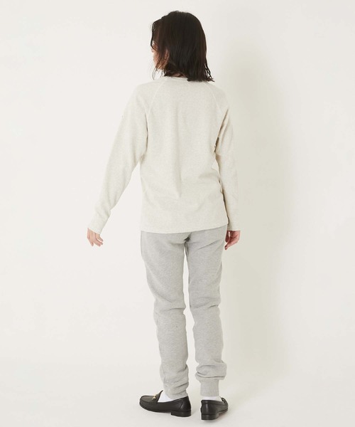 HOLLYWOOD RANCH MARKET（ハリウッドランチマーケット）の「ストレッチフライス リラックスフィット LS Tシャツ ウイメンズ（Tシャツ/カットソー・レディース・チャコール/オレンジ/ロイヤルブルー/ネイビー/パープル/ナチュラル/グレー/ダークオレンジ/ダークグリーン/ホワイト/ピンク/ブラック/イエロー×グリーン/ダークパープル・ONE SIZE）」の19枚目の写真