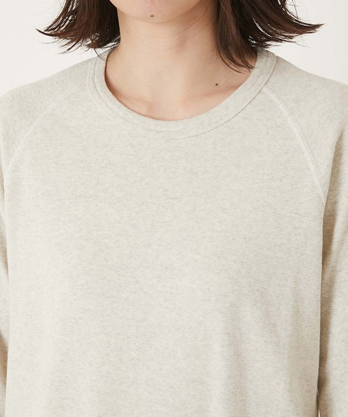 HOLLYWOOD RANCH MARKET（ハリウッドランチマーケット）の「ストレッチフライス リラックスフィット LS Tシャツ ウイメンズ（Tシャツ/カットソー・レディース・チャコール/オレンジ/ロイヤルブルー/ネイビー/パープル/ナチュラル/グレー/ダークオレンジ/ダークグリーン/ホワイト/ピンク/ブラック/イエロー×グリーン/ダークパープル・ONE SIZE）」の20枚目の写真