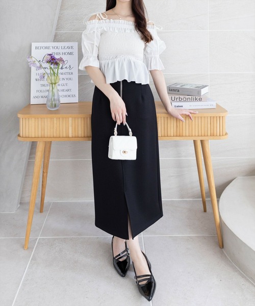 clear（クリア）の「肩リボンオフショルシャーリング半袖ブラウス [着回し力抜群 大人 フェミニン 骨格ウェーブ]（シャツ/ブラウス・レディース・ブラック/イエロー/オフホワイト・F）」の6枚目の写真