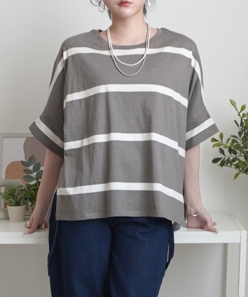 SELECT LEVERY(セレクトリベリー)の「ボーダードルマンTシャツ(Tシャツ/カットソー・レディース・ブルー/オフホワイト/グレー/ブラック・MEDIUM)」の3枚目の写真