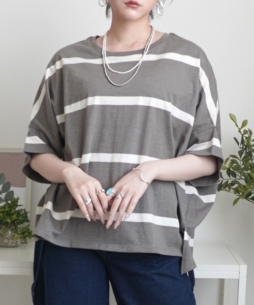 SELECT LEVERY(セレクトリベリー)の「ボーダードルマンTシャツ(Tシャツ/カットソー・レディース・ブルー/オフホワイト/グレー/ブラック・MEDIUM)」の14枚目の写真