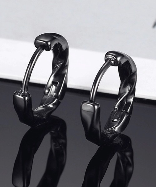 Burner（バーナー）の「【OKUOKU　0909】フープピアス 両耳  oku-hpierce-g2-5（ピアス（両耳用）・メンズ・その他1/その他2/その他3/その他5/C/その他11/D/E/F/T/U/V/W/その他24/その他31/X/A/その他10/その他13/H/J/O/Q/その他19/その他22/B/その他4/その他7/その他12/G/I/P/その他20/その他21/その他23/その他25/その他26/その他27/その他28/その他29/その他6/K/L/M/N/その他14/その他15/その他16/その他17/その他18/S/R/その他30・FREE）」の2枚目の写真