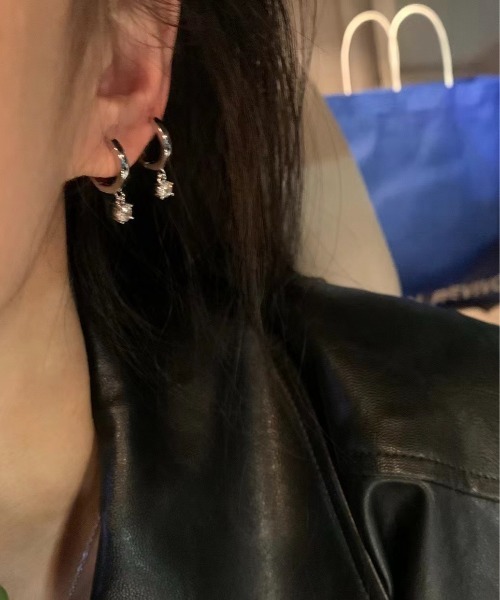 Burner（バーナー）の「【OKUOKU　0909】フープピアス 両耳  oku-hpierce-g2-5（ピアス（両耳用）・メンズ・その他1/その他2/その他3/その他5/C/その他11/D/E/F/T/U/V/W/その他24/その他31/X/A/その他10/その他13/H/J/O/Q/その他19/その他22/B/その他4/その他7/その他12/G/I/P/その他20/その他21/その他23/その他25/その他26/その他27/その他28/その他29/その他6/K/L/M/N/その他14/その他15/その他16/その他17/その他18/S/R/その他30・FREE）」の16枚目の写真