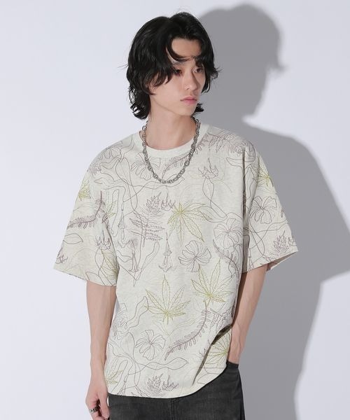 Anui(アニュイ)の「【UNISEX】フラワーシシュウTシャツ(Tシャツ/カットソー・レディース・ブラック/オートミール・MEDIUM)」の12枚目の写真
