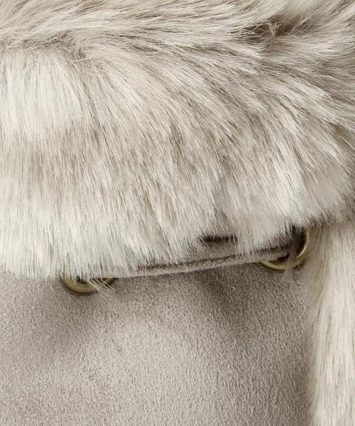 Another Edition（アナザーエディション）の「フェイクムートン巾着ショルダーバッグ/AE FK キンチャク SHLD（ショルダーバッグ・レディース・オフホワイト/グレー・フリー）」の7枚目の写真