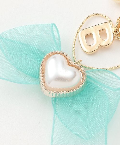 by LOVEiT（バイラビット）の「ハートリボンイヤリング（イヤリング・キッズ・グレー/エメラルド/ブラック・F）」の7枚目の写真