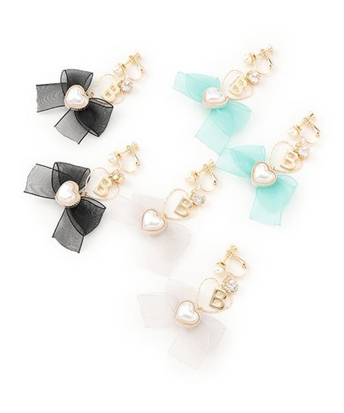 by LOVEiT（バイラビット）の「ハートリボンイヤリング（イヤリング・キッズ・グレー/エメラルド/ブラック・F）」の5枚目の写真