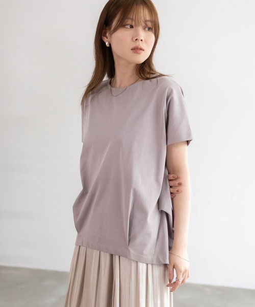NAVY(ネイビー)の「NAVY SARARI 裾切替プルオーバー(Tシャツ/カットソー・レディース・チャコールグレー/グレイッシュベージュ/サックスブルー・L/M)」の9枚目の写真