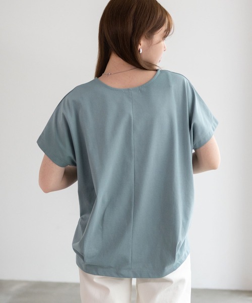 NAVY(ネイビー)の「NAVY SARARI 裾切替プルオーバー(Tシャツ/カットソー・レディース・チャコールグレー/グレイッシュベージュ/サックスブルー・L/M)」の17枚目の写真