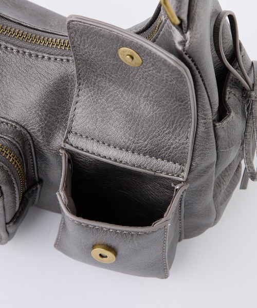 one after another NICE CLAUP（ワンアフターアナザーナイスクラップ）の「ドロストポケット付きショルダーバッグ/お気に入り登録2.4万/WEB限定商品（ショルダーバッグ・レディース・ベージュ/チャコールグレー/ダークブラウン/ピンク/ブラック・FREE）」の15枚目の写真