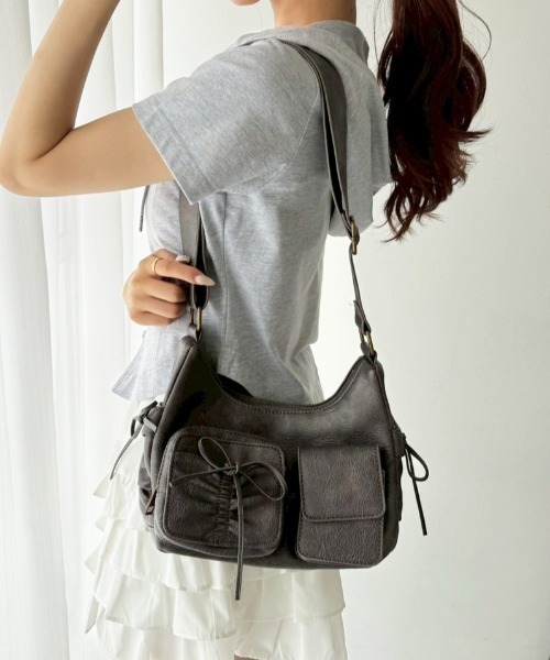 ドロストポケット付きショルダーバッグ/お気に入り登録2.4万/WEB限定