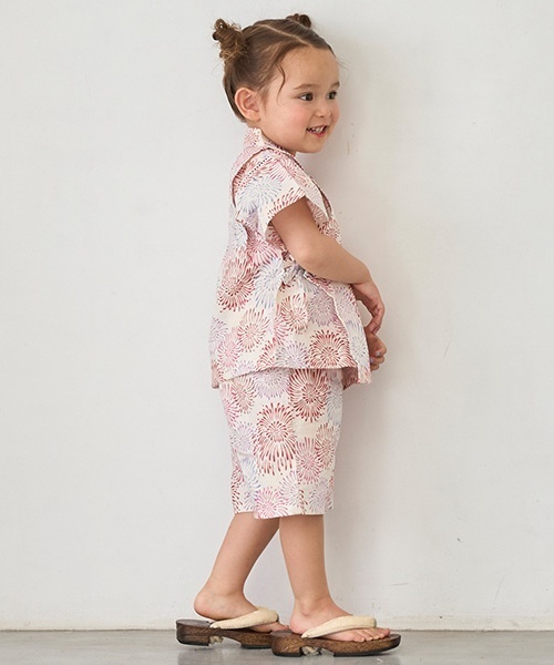 petit main（プティマイン）の「girlsアソート甚平（浴衣・キッズ・カラフル/レッド/スモークピンク・100cm/110cm/120cm/80ｃｍ/130cm/90cm）」の4枚目の写真