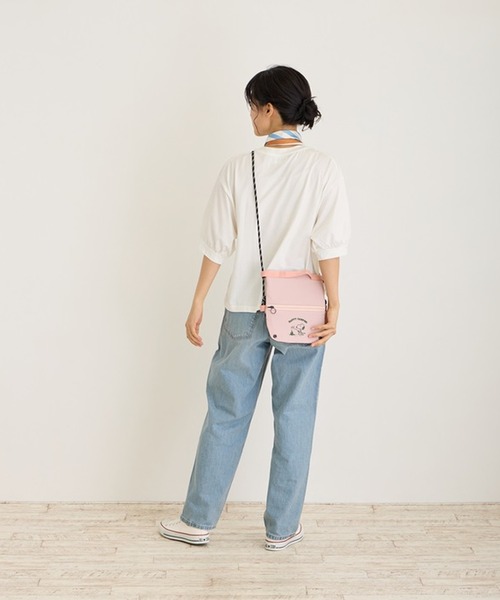 ROOTOTE(ルートート)の「IP.サーモKサコッシュ.Peanuts-9B(ショルダーバッグ・レディース・カーキ/ピンク/ベージュ/ネイビー・FREE)」の7枚目の写真