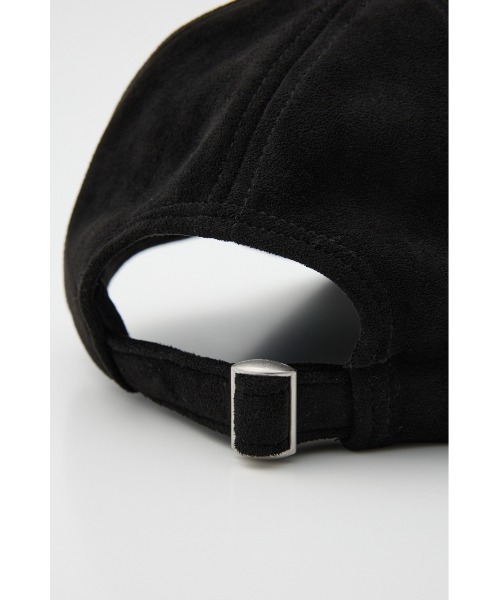 SLY(スライ)の「【WEB限定】METAL LOGO CAP メタル ロゴ キャップ(キャップ・レディース・ネイビー/ブラック・FREE)」の4枚目の写真