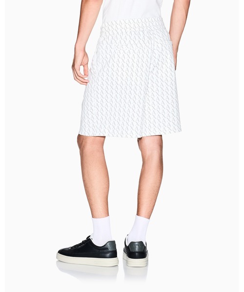 ARMANI EXCHANGE(アルマーニエクスチェンジ)の「【A|X アルマーニ エクスチェンジ】オールオーバーロゴ スウェットハーフパンツ(スウェットパンツ・メンズ・ホワイト/ブラック・LARGE/SMALL/MEDIUM/X-SMALL/X-LARGE)」の6枚目の写真