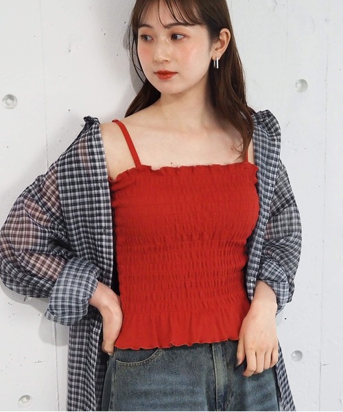 tiptop(ティップトップ)の「カップ付シャーリングキャミソール(キャミソール・レディース・ブラック/レッド/アイボリー・FREE)」の3枚目の写真