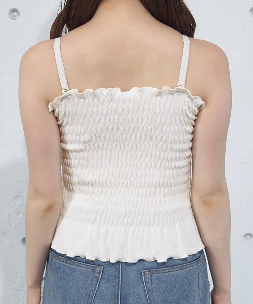 tiptop(ティップトップ)の「カップ付シャーリングキャミソール(キャミソール・レディース・ブラック/レッド/アイボリー・FREE)」の9枚目の写真