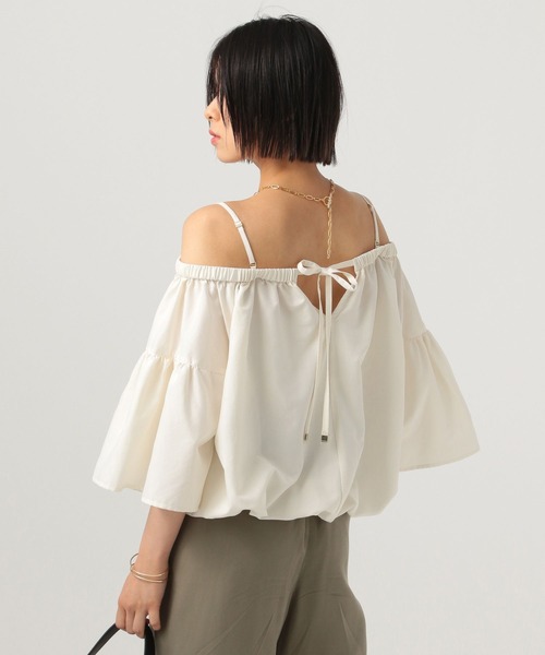BAYFLOW(ベイフロー)の「オフショルダーブラウス(シャツ/ブラウス・レディース・ブラウン/オフホワイト/ベージュ・FREE)」の6枚目の写真