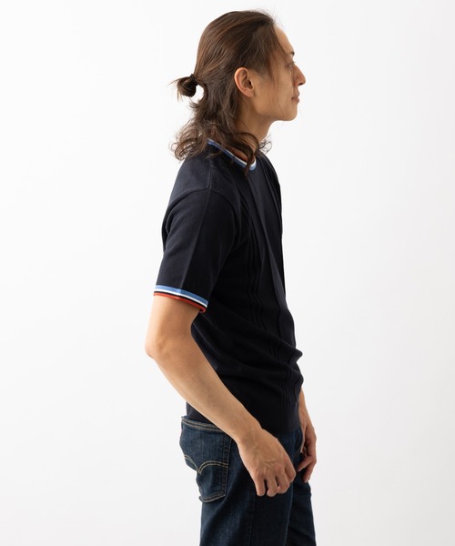 Gabicci(ガビッチ)の「Gabicci サターン コントラスト ティップド クルーニットTシャツ(Tシャツ/カットソー・メンズ・カーキ/ネイビー/ホワイト・MEDIUM/LARGE)」の4枚目の写真
