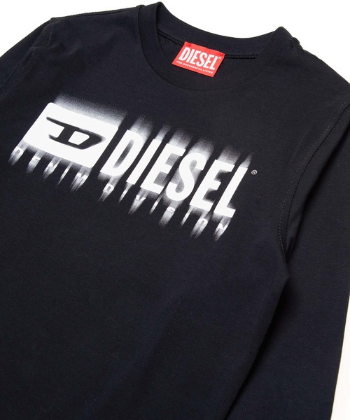 DIESEL KIDS(ディーゼルキッズ)の「DIESEL(ディーゼル)Kids & Junior ブランドロゴ長袖Tシャツカットソー(Tシャツ/カットソー・キッズ・ホワイト/レッド/ブルー/ブラック・4Y/6Y/8Y/10Y/12Y/14Y/16Y)」の8枚目の写真