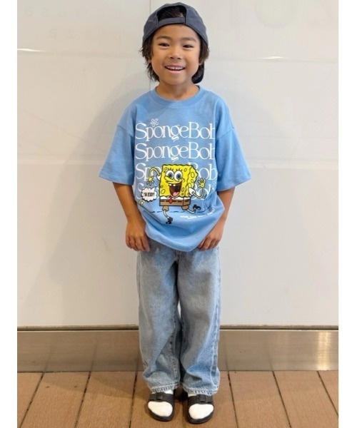 GAP(ギャップ)の「リラックスフィット グラフィックTシャツ (キッズ)(Tシャツ/カットソー・キッズ・ネイビー/オフホワイト/ブルー・110cm/120cm/130cm/140cm/150cm/160cm)」の5枚目の写真