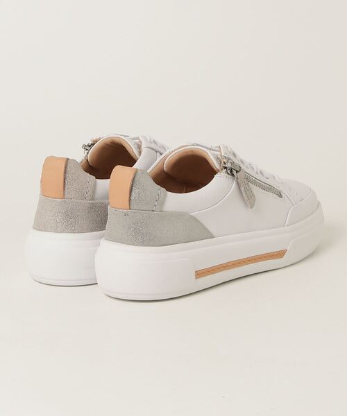 Clarks（クラークス）の「Hollyhock Zip / ホリーホックジップ（シルバーコンビレザー）（スニーカー・レディース・シルバー・UK3/UK3.5/UK4/UK4.5/UK5/UK5.5/UK6）」の7枚目の写真
