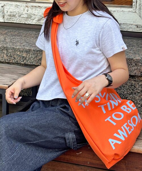 U.S. POLO ASSN.(ユーエスポロアッスン)の「クロップドT(Tシャツ/カットソー・レディース・ネイビー/グレー/ホワイト/ブラック/ブラウン・FREE)」の4枚目の写真