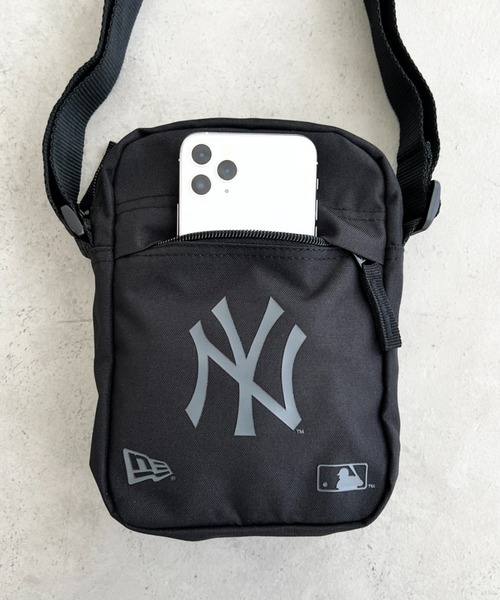 NEW ERA(ニューエラ)の「NEW ERA (ニューエラ)/MLB SIDE BAG/ワンポイント ロゴプリント スクエア ショルダーバッグ クロスバッグ ミニバッグ(ショルダーバッグ・レディース・ブラック・FREE)」の12枚目の写真