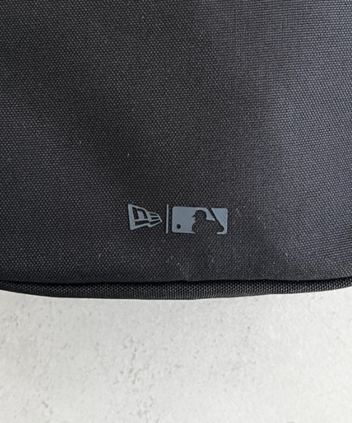 NEW ERA(ニューエラ)の「NEW ERA (ニューエラ)/MLB SIDE BAG/ワンポイント ロゴプリント スクエア ショルダーバッグ クロスバッグ ミニバッグ(ショルダーバッグ・レディース・ブラック・FREE)」の14枚目の写真