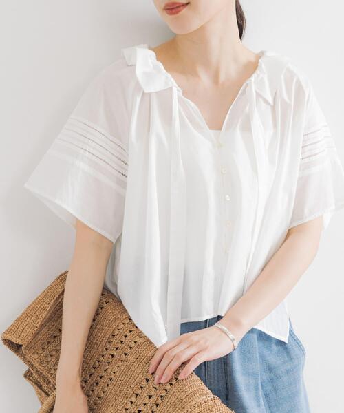 URBAN RESEARCH（アーバンリサーチ）の「ハーフスリーブフリルカラーブラウス（シャツ/ブラウス・レディース・オフホワイト/ブラック/グリーン系その他・FREE）」の19枚目の写真