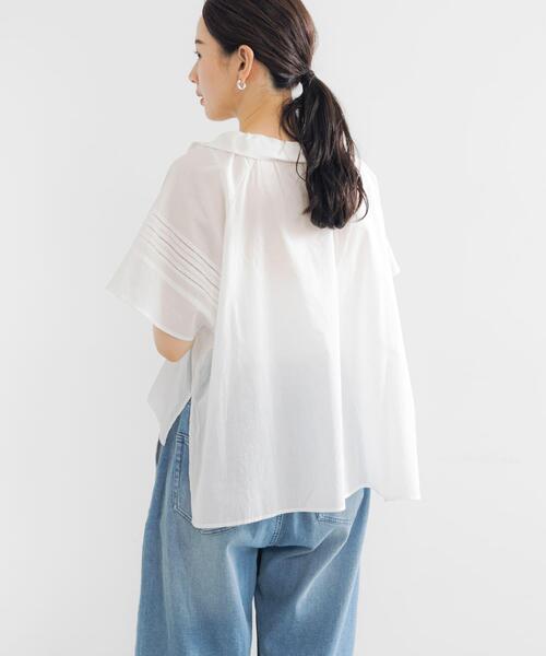 URBAN RESEARCH（アーバンリサーチ）の「ハーフスリーブフリルカラーブラウス（シャツ/ブラウス・レディース・オフホワイト/ブラック/グリーン系その他・FREE）」の22枚目の写真