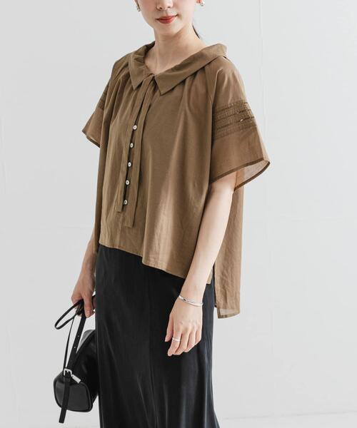 URBAN RESEARCH（アーバンリサーチ）の「ハーフスリーブフリルカラーブラウス（シャツ/ブラウス・レディース・オフホワイト/ブラック/グリーン系その他・FREE）」の7枚目の写真