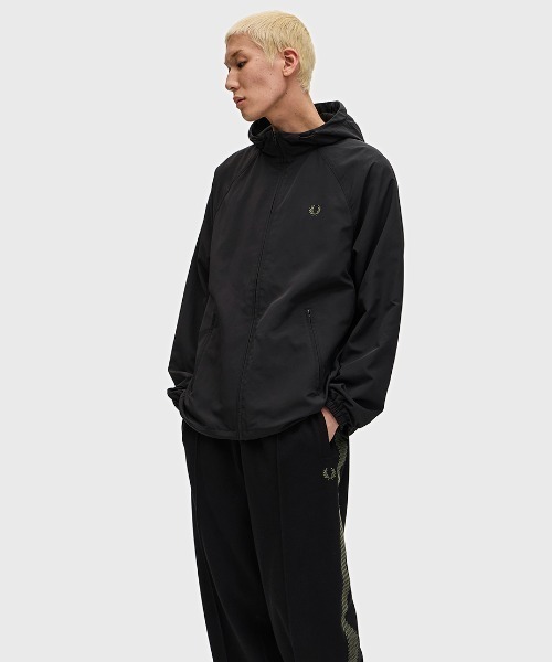 フレッドペリー　Hooded Shell Jacket M Hooded Shell Jacket - Black | Mens Coats & Jackets | Bomber