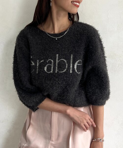 Chez toi(シェトワ)の「シャギーロゴJQニット(ニット/セーター・レディース・チャコールグレー/モカ/グレイッシュベージュ・FREE)」の4枚目の写真