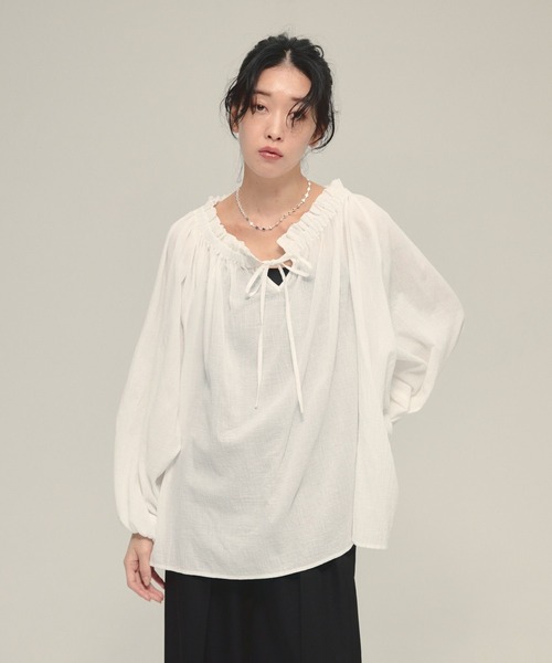 eL（エル）の「【eL】Off Shoulder Volume Blouse/593298（シャツ/ブラウス・レディース・ブラック/オフホワイト・FREE）」の20枚目の写真