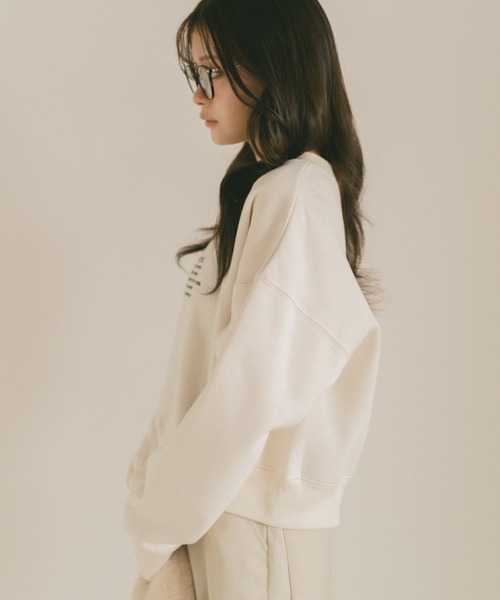 VANNIE U(ヴァニーユー)の「バイカラーメッセージロゴスウェット/裏起毛(スウェット・レディース・ブラウン/グレー/アイボリー・FREE)」の6枚目の写真