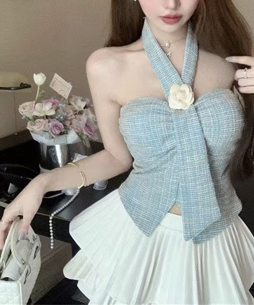 gossip!ロサンゼルス(ゴシップロサンゼルス)の「ツイード調 立体花飾り ハルターネックビスチェ コルセット風トップス レディース ノースリーブ 3 カラー(キャミソール・レディース・ホワイト/ブルー/ブラック・FREE)」の20枚目の写真