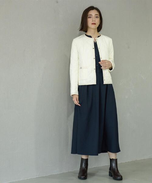 OPAQUE.CLIP（オペークドットクリップ）の「撥水キルティングノーカラージャケット【洗濯機洗い可】（ノーカラージャケット・レディース・オフホワイト/ブラック/キャメル・36/38/40/42）」の9枚目の写真