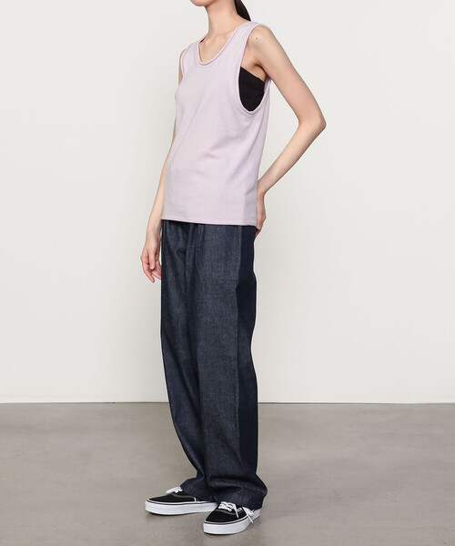 UNFIL（アンフィル）の「UNFIL | ブラッシュシルクコットン スリーブレストップ WOMEN（ニット/セーター・レディース・グレー/ピンク系その他/ダークブラウン・1）」の6枚目の写真