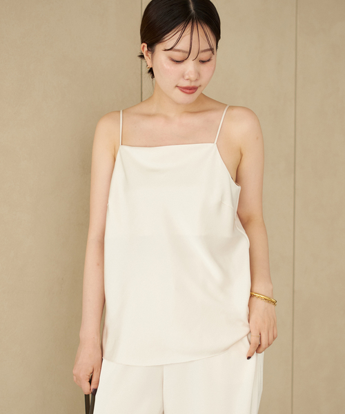 plage(プラージュ)の「《追加》dull satin キャミソール(キャミソール・レディース・アイボリー/ブラック・FREE)」の2枚目の写真