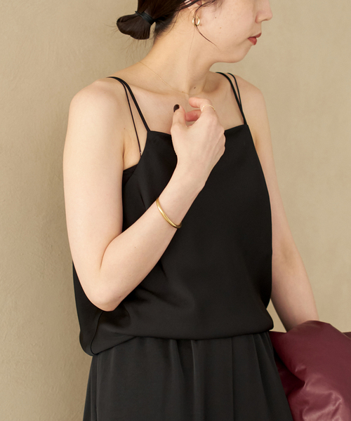plage(プラージュ)の「《追加》dull satin キャミソール(キャミソール・レディース・アイボリー/ブラック・FREE)」の11枚目の写真