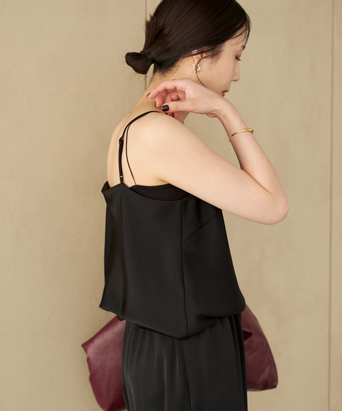 plage(プラージュ)の「《追加》dull satin キャミソール(キャミソール・レディース・アイボリー/ブラック・FREE)」の12枚目の写真