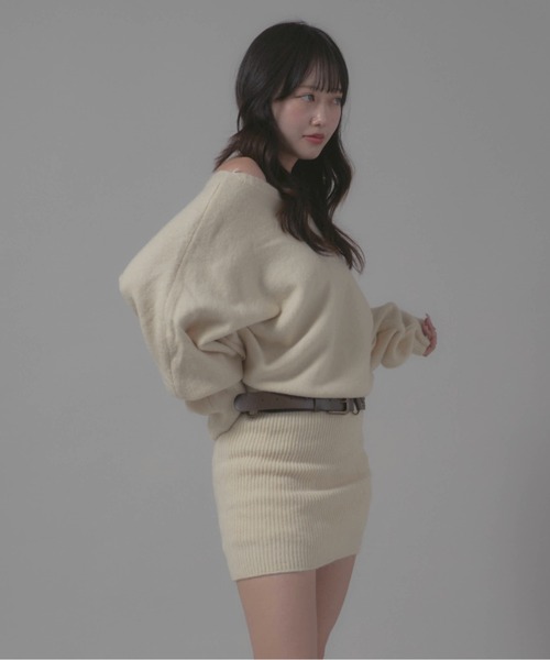 Chick(チック)の「2-Piece Set: Fitted Dress/2点セット タイトワンピース(ワンピース・レディース・チャコール/ホワイト/ブラック・FREE)」の2枚目の写真