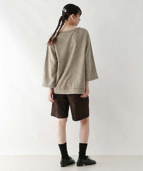 RAGEBLUE（レイジブルー）の「カレッジロゴ刺繍ピグメントプルオーバー（スウェット・レディース・ベージュ/ブラック・FREE）」の8枚目の写真