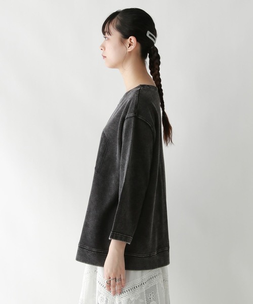 RAGEBLUE（レイジブルー）の「カレッジロゴ刺繍ピグメントプルオーバー（スウェット・レディース・ベージュ/ブラック・FREE）」の11枚目の写真