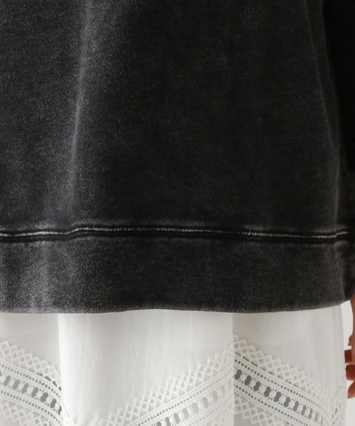 RAGEBLUE（レイジブルー）の「カレッジロゴ刺繍ピグメントプルオーバー（スウェット・レディース・ベージュ/ブラック・FREE）」の16枚目の写真