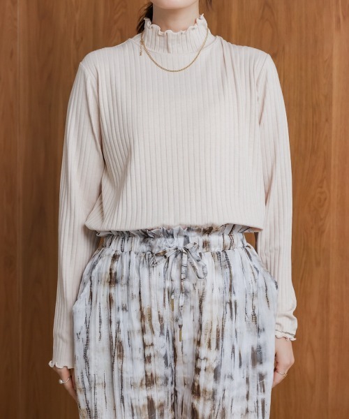 Bou Jeloud（ブージュルード）の「長袖タートルカットソー（Tシャツ/カットソー・レディース・アイボリー/ブラック/グレイッシュベージュ/レッド/グリーン/ブルー・L/M）」の19枚目の写真